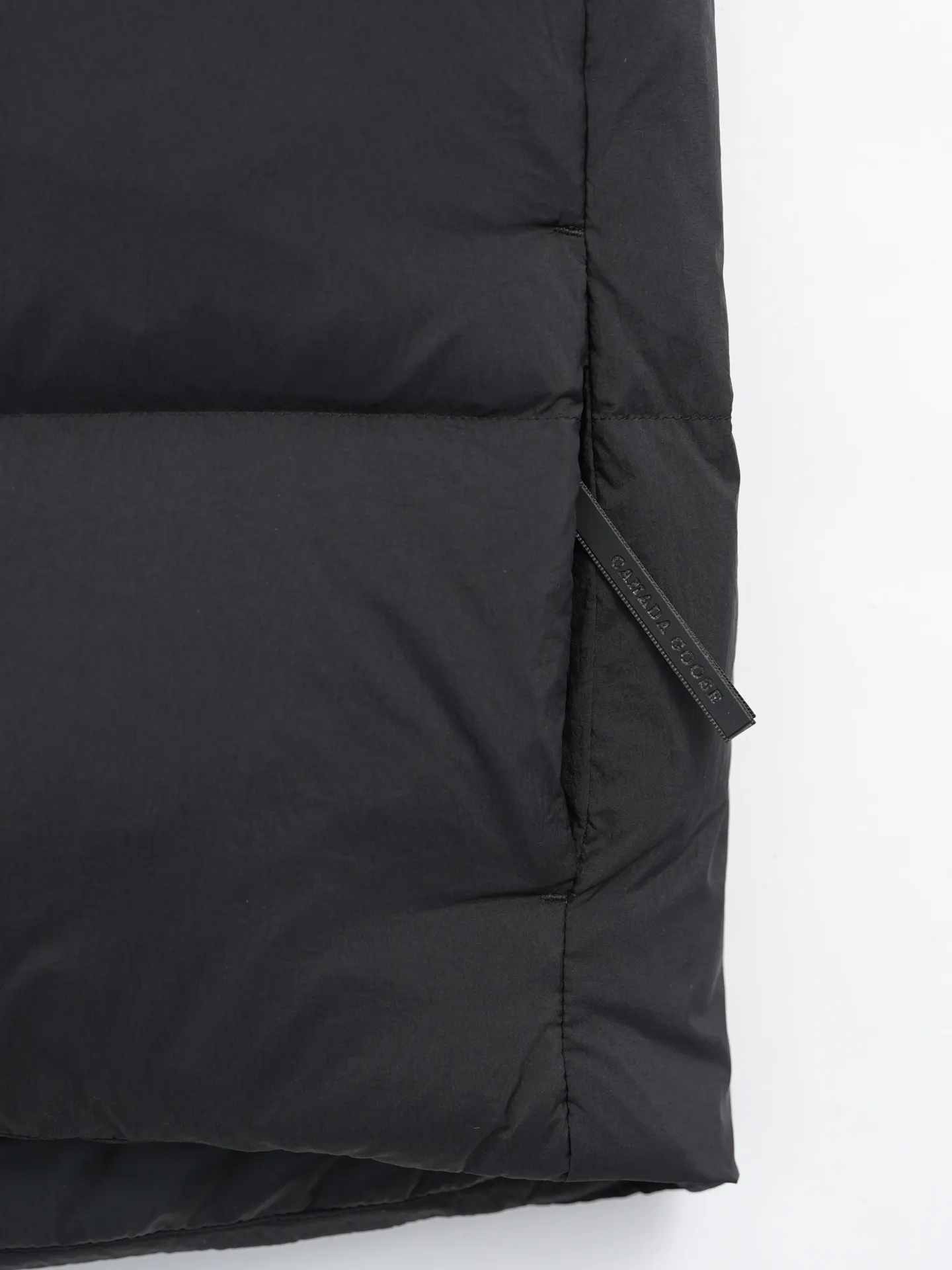 P560 CANADA GOOSE Canada Goose Lawrence Men's Black Black Label Down Vest Down Jacket 2804MB